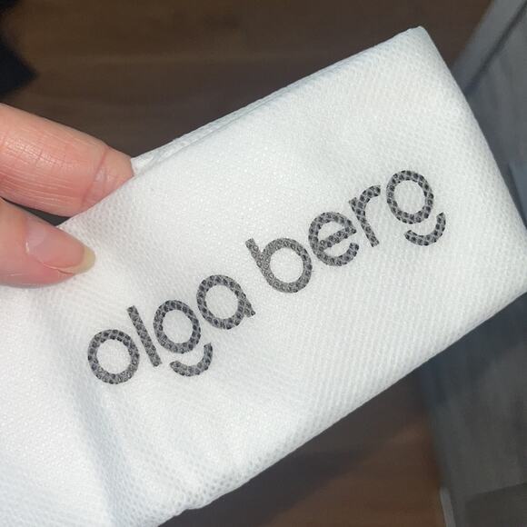 Oloa Bero  Ellie Crystal Mesh Ring Handle Bag - Picture 8 of 8